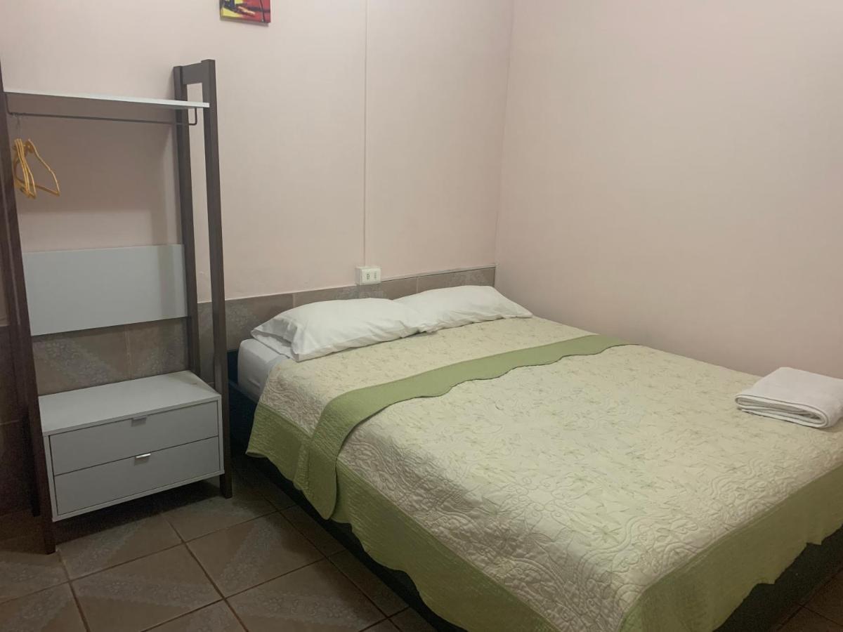 Hostal Iria Antofagasta Exterior photo